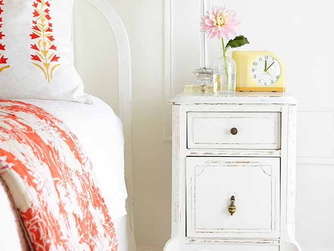 Gently Used & Vintage Shabby Chic Furniture for Sale at Chairish